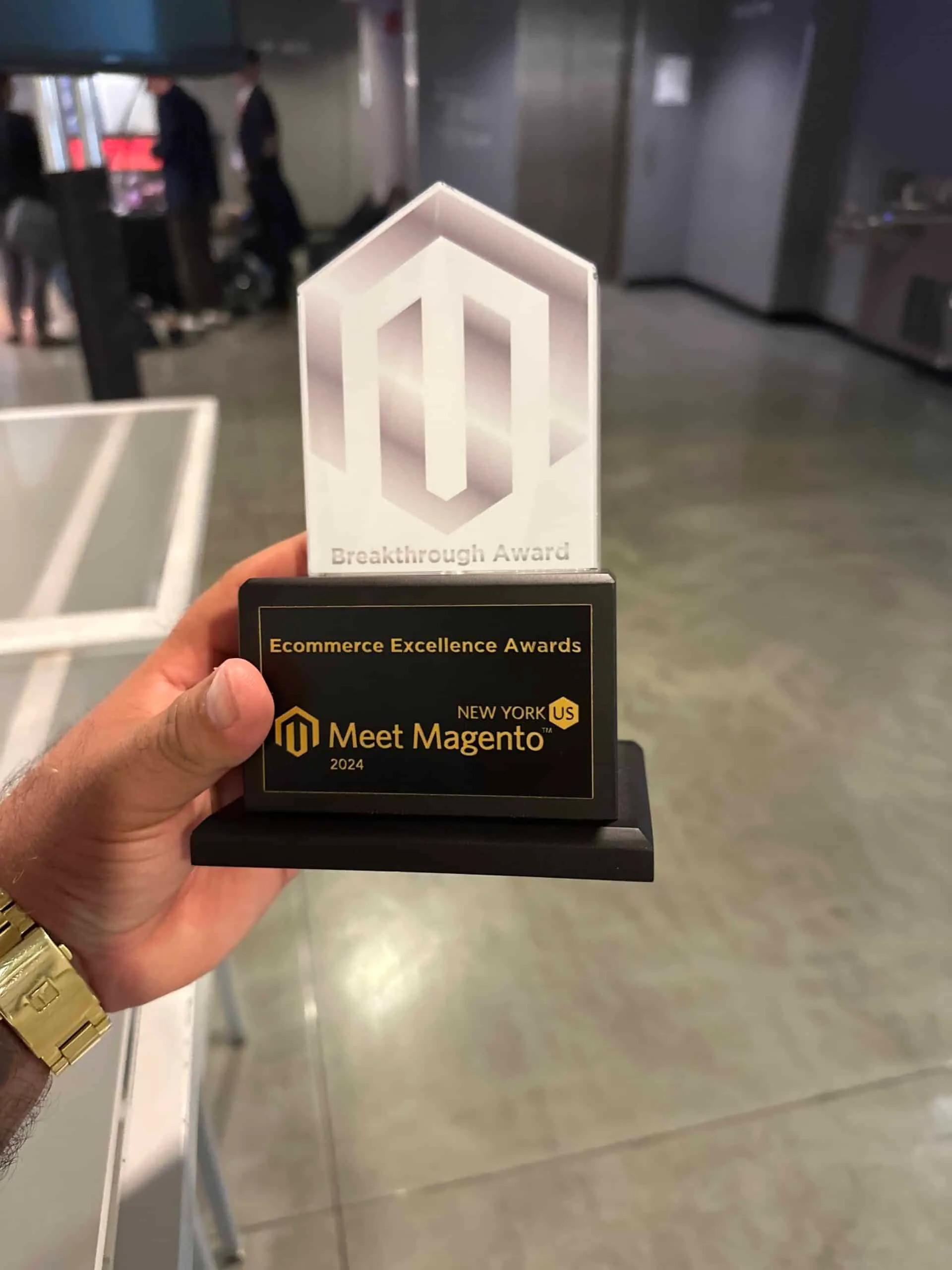 MM24NYC-Award-scaled-1.webp